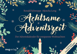 Bei diesem Adventskalender handelt es sich um die exklusive Amazon-Ausgabe des Adventskalenders »Achtsame Adventszeit« von Aljoscha Long und Ronald Schweppe. Dieser Kalender ist ein Softcover ohne verbundene Türchen. Er ist auch als Hardcover-Ausgabe mit identischem Inhalt erhältlich. Ist Weihnachten für Sie die Zeit der Ruhe und Besinnlichkeit? Oder, wie für viele andere auch, doch eher mit Stress und Hektik verbunden? Die beiden Achtsamkeitsexperten Ronald Schweppe und Aljoscha Long geben mit diesem wundervollen Adventskalender 24 Impulse, um eine ruhige und achtsame Weihnachtszeit zu erleben. So gelingt es jedem, diese besondere Zeit mit einfachen Ritualen zu zelebrieren und zu genießen.