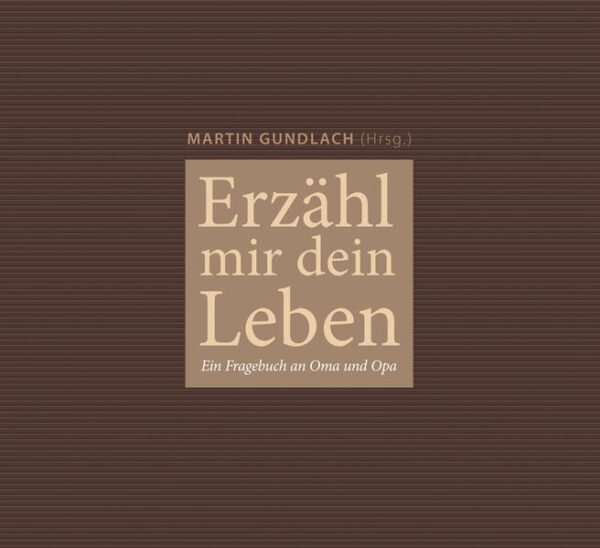 "Das sollte man eigentlich mal aufschreiben!" Die meisten tun es nicht, deswegen werden so viele Lebenserinnerungen vergessen! Dieses Buch hilft mit klugen Fragen, viel vom Leben der eigenen Eltern bzw. Großeltern zu dokumentieren und aufzubewahren. So entsteht ein unbezahlbarer Schatz an Erinnerungen. In diesem Buch finden Sie viele allgemeine Fragen zum Leben der Großeltern, außerdem ist Platz für eigene, persönliche Fragen, die Kinder und Enkel noch ergänzen wollen. Und jede Menge Platz für Geschichten und Episoden in einem ästhetisch ansprechenden Design.