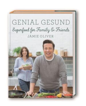 In »Genial gesund - Superfood for Family & Friends« dreht sich alles um gesundes Essen, das supereinfach und natürlich auch superlecker ist. Jamie Oliver knüpft mit diesem Kochbuch an sein Erfolgskonzept von »Jamies Superfood für jeden Tag« an und zeigt, wie genial einfach eine ausgewogene Ernährung ist - ob für Singles, Paare, Familien oder Freunde! Neben Frühstücksideen und einem Extrakapitel zum Thema Vorratsküche gibt es reichlich raffinierte Rezepte rund ums Mittag- und Abendessen zu entdecken, darunter Schnelle Küche, Gesunde Klassiker, Salate, Currys & Eintöpfe, Aus dem Ofen, Pasta & Risotto und Suppen. Mit Jamies Ideen ist es ganz unkompliziert, mehr Obst und Gemüse zu essen, schnelle aber trotzdem nahrhafte Gerichte zu kochen und manches Lieblingsgericht gesünder zuzubereiten. Von Schoko-Porridge mit griechischem Joghurt und frischem Obst über Veggie-Bolognese mit Gemüse und Linsen bis zu selbst gemachten Chicken-Nuggets mit Paprika-Parmesan-Panade - bei jedem der über 100 Rezepte kann man immer sicher sein, dass man optimal mit allen Nährstoffen versorgt wird und sich etwas Gutes tut. Und am Ende des Buches gibt es von Jamie viele nützliche Hinweise, Tipps und Informationen rund um gesunde Ernährung wie zum richtigen Kauen, Darmgesundheit oder Zuckerkonsum. Für genial gesundes Essen, das genial gut schmeckt!