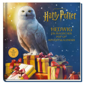 Magische Adventszeit mit Hedwig Freue dich mit diesem einmaligen Pop-up-Adventskalenderbuch auf Weihnachten wie in Hogwarts! Klappe das Buch auf und tauche ein in die zauberhafte Welt von Harry Potter. Im Innern erwartet dich ein großes Pop-up aus Geschenken, das sich im Laufe des Dezembers auf magische Weise in einen Weihnachtsbaum verwandelt. In jedem Geschenk verbirgt sich eines von 24 herausnehmbaren Objekten aus der Zauberwelt. Von Rons Weihnachtspulli bis zur Einladung zum Weihnachtsball - jeden Tag kannst du den Weihnachtsbaum mit einem neuen Gegenstand aus den Harry Potter-Filmen schmücken. Und als Zugabe gibt es ein Booklet mit 28 Seiten voller Insiderinfos zu den enthaltenen magischen Objekten. Hol dir die Weihnachtsstimmung aus den Harry Potter-Filmen mit diesem Highlight nach Hause!