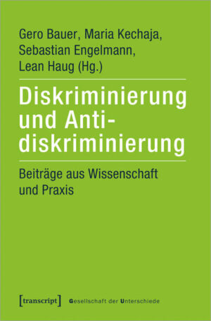 Was liegt (Anti-)Diskriminierung zu Grunde, in welchen Räumen findet sie statt und welche Dimensionen nimmt sie an? Die Beiträger*innen des Bandes widmen sich diesen und den Fragen nach Definition, Ursachen und Wirkungen von verschiedenen Formen der Diskriminierung und nähern sich gleichzeitig einem theoretischen und praktischen Verständnis von Antidiskriminierung. Durch die Verknüpfung von Wissenschaft und Praxis in verschiedenen Textsorten leisten sie nicht nur einen wertvollen Beitrag zur Schärfung gesellschaftlich wirksamer Begrifflichkeiten, sondern sprechen auch explizit sowohl eine wissenschaftliche als auch eine an der praktischen Antidiskriminierungsarbeit interessierte Leser*innenschaft an.