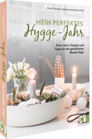 Das perfekte Skandi-Jahr - Mit Hygge Dekoration durch die Jahreszeiten Mit skandinavisch inspirierten DIYs, Rezepten und Deko-Ideen von Anna Parwoll von @leavesandbutterflies. Anna Parwoll von @leavesandbutterflies fasst in diesem Buch die schönsten Hygge-Augenblicke im Jahr zusammen - und das alles im beliebten skandinavischen Stil. Passend zu jeder Jahreszeit stellt sie traumhafte Rezepte, nordisch inspirierte DIYs und Deko-Ideen vor. So zeigt die Bloggerin unter anderem, wie im Sommer das perfekte Midsommerfest, leuchtende Dosen-Laternen oder eine erfrischende Zitronenlimo entstehen. Ein Must-have für alle Scandi-Liebhaber! Einzigartig und kreativ: für alle Scandi-Freunde! Die ideale Kombination aus DIYs, Deko-Tipps und Rezepten für die vier Jahreszeiten Mit stimmungsvollen und qualitativ hochwertigen Bildern für Scandi-Feeling