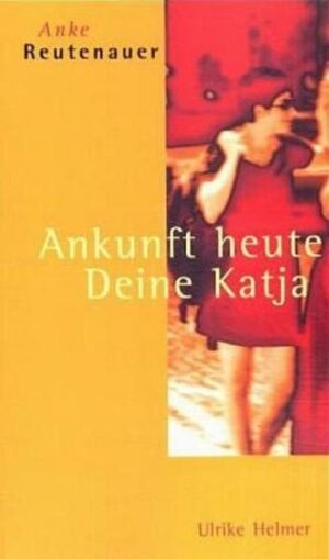 Katja, komm mich besuchen. Aber erwarte nicht zu viel. Es ist ziemlich chaotisch.' 'Mit wie vielen Frauen wohnt ihr dort?' 'Sechs Frauen, drei Kinder und ein schwuler Hund.' 'Ein was?' Katja musste kichern. 'Na ja, er ist nicht wirklich schwul.' Maria erzählte ihr die Geschichte von Viv und Rasputin und nebenbei auch noch von Vivs großen Füßen, während Katja in ihrem Sessel hing und Maria anstarrte und in ihrer Stimme badete.' 'Ankunft heute, Deine Katja.' Maria schaut auf das Telegramm und gibt einen tiefen Stoßseufzer von sich. Da steht es - das Codewort! Die Freundin hat also Mut gefasst. Nach Jahren heimlicher Liebe zu Frauen: ihr Coming-out! Maria, die 'geborene Lesbe', ist an dieser Entwicklung nicht eben unbeteiligt  Der Humor kommt in Antje Reutenauers herzerfrischendem Roman nicht zu kurz. Die Frauen in Marias buntgemischter WG und der Hund Rasputin sorgen ständig für Abwechslung - aber auch für die nötige Seelenmassage, wenn die traurigen Momente die Oberhand gewinnen.