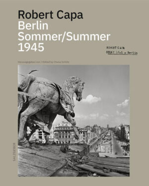 Robert Capa (1913-1954) ist einer der großen Fotografen des 20. Jahrhunderts. Seine Bilder von Europas Kriegsschauplätzen haben sich in unser Gedächtnis eingeprägt. Weitgehend unbekannt blieben jedoch die Fotos, die Capa im Sommer 1945 in Berlin aufnahm. Hier hatte die Karriere des ungarisch-jüdischen Flüchtlings 1931 ihren Anfang genommen. Nach der Befreiung Europas vom Nationalsozialismus kehrte er in US-amerikanischer Uniform nach Berlin zurück - eine Erfahrung, die eine Wende in Capas Karriere wie in seinem Leben bedeutete. Er dokumentierte seine Sicht auf die zerstörte Stadt und ihre Menschen, auf alliierte Soldaten, Berlinerinnen und Berliner. Für das amerikanische Magazin Life fotografierte er den Schwarzmarkt vor dem Brandenburger Tor und den ersten jüdischen Neujahrsgottesdienst in der befreiten Stadt. Der vorliegende Band enthält neben einer Auswahl von ca. 50 Fotografien aus dem Bestand des Robert Capa Archive im International Center of Photography in New York auch Essays, die Capas Aufenthalt im Nachkriegsberlin beleuchten.