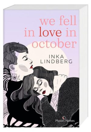 In Inka Lindbergs "we fell in love in october" begibt sich die junge Lisa auf eine Reise der Selbstfindung und des Erwachsenwerdens. Unzufrieden mit ihrem vorhersehbaren Leben in einem bayrischen Dorf und einer Ausbildung, die ihr keine Freude bereitet, bricht sie aus ihrem bisherigen Dasein aus und reist spontan nach Köln. Dort angekommen, taucht sie ein in eine Welt, die ihr bislang nur aus Filmen bekannt war. Sie begegnet Karla, einer charismatischen Tätowiererin, die ihr die Augen für ein Leben voller Möglichkeiten öffnet. Zwischen Partys, Couchsurfing und neuen Freundschaften beginnt Lisa, ihre eigene Sexualität und ihre Träume zu erkunden, was sie zunehmend vor die Frage stellt, welchen Weg sie im Leben einschlagen möchte. Die Geschichte zeichnet sich durch eine tiefe Auseinandersetzung mit Themen wie Selbstfindung, der Erkundung der eigenen Sexualität und dem Aufbrechen von traditionellen Lebensentwürfen aus. Lisa steht symbolisch für junge Menschen an der Schwelle zum Erwachsensein, die sich mit den Erwartungen ihrer Umwelt konfrontiert sehen und den Mut finden müssen, eigene Wege zu gehen. Ihre Begegnung mit Karla und der Einfluss der neuen Freunde in Köln ermöglichen es ihr, ein authentischeres Selbst zu entdecken und sich von den Fesseln ihrer Vergangenheit zu befreien. Der Roman ist somit nicht nur eine Geschichte über das Erwachsenwerden, sondern auch ein Plädoyer für die Akzeptanz und das Ausleben der eigenen Identität, jenseits von gesellschaftlichen Normvorstellungen. Authentische Reise der Selbstfindung: Begleite Lisa auf ihrem inspirierenden Weg zur Selbstakzeptanz und dem Entdecken ihrer eigenen Sexualität in der pulsierenden Stadt Köln. Der New-Adult-Roman behandelt wichtige und aktuelle Themen wie queere Liebe, Selbstfindung und das Aufbrechen traditioneller Lebenswege, verpackt in eine berührende Geschichte. Erlebe, wie Lisa durch die Begegnung mit der charismatischen Tätowiererin Karla und einer lebhaften neuen Freundesgruppe wächst und sich entwickelt. Eingängiger Coming-of-Age-Roman, der nicht nur Jugendliche und junge Erwachsene anspricht, sondern alle, die sich mit den Herausforderungen des Erwachsenwerdens und der Suche nach dem eigenen Ich identifizieren können. Inspirierend und aufklärend: Neben einer packenden Handlung bietet das Buch Einblicke in die LGBTQIA+ Community und regt zu einem offenen Dialog über Sexualität und Geschlechtsidentität an. Entdecke Köln aus einer neuen Perspektive, geprägt durch kulturelle Vielfalt, Offenheit und eine lebendige queere Szene. Von Kritikern gelobt: "we fell in love in october" wird für seine intensive, aufklärende und gleichzeitig relatable Erzählweise geschätzt, die die Leser*innen auf jeder Seite fesselt. Große Fanbase und Community-Beteiligung: Unterstützt durch eine starke Online-Community und die Beliebtheit der Autorin Inka Lindberg, die für ihre authentischen und berührenden Geschichten bekannt ist. Behandelt die Suche nach dem wahren Glück im Leben und das mutige Streben nach einem authentischen Selbst, ein Thema, das in der heutigen Gesellschaft von großer Bedeutung ist. Einzigartige Charaktere und Beziehungen: Von Lisas innerer Zerrissenheit bis zu Karlas starker Persönlichkeit - die Charaktere sind vielschichtig und ihre Beziehungen entwickeln sich auf eine Weise, die Leser*innen tief berührt.