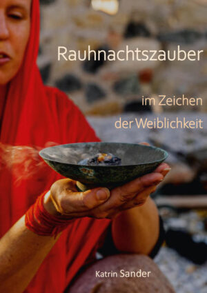 Diese Rauhnachts-Reise öffnet für Visionen und inspiriert, tiefer in die eigene Weiblichkeit einzutauchen. Sie berichtet von Traditionen, der sanften Kraft des Räucherns, dem Zauber besonderer Stoffe und geleitet Dich durch die Fülle des menschlichen und weiblichen Daseins. Tägliche Impulse und Rituale geben einen Rahmen, der nach eigenem Ermessen gefüllt werden kann. Die Aussicht? Ein umfassenderes Bild über sich selbst mit Weitblick und Klarheit für das kommende Jahr.